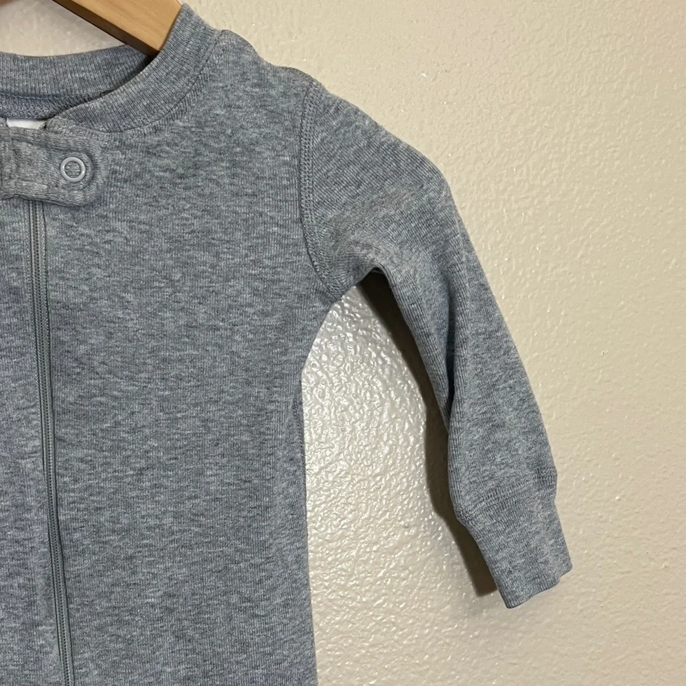 Hanna Andersson Gray Organic Cotton One Piece Pajamas